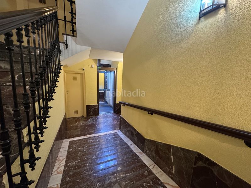 Foto f0f3499f-1593-430e-9ad4-8cfe254a4d8f. Duplex dans Plaza Circular Bilbao