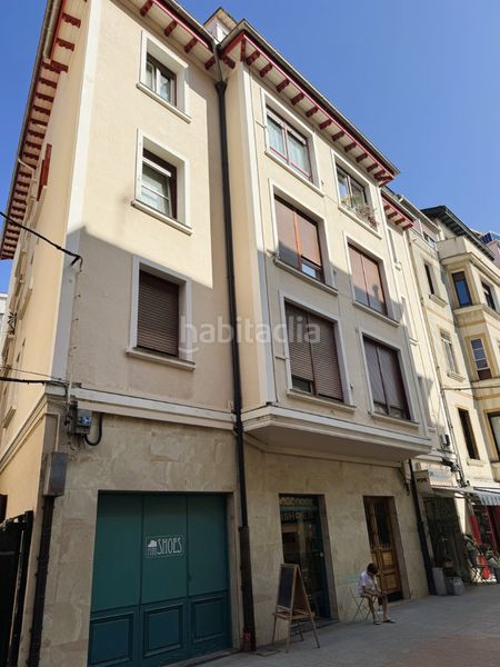 Foto 0cb3e355-f1d5-4e37-96dd-190807c1bc24. Pis a Las Arenas Getxo