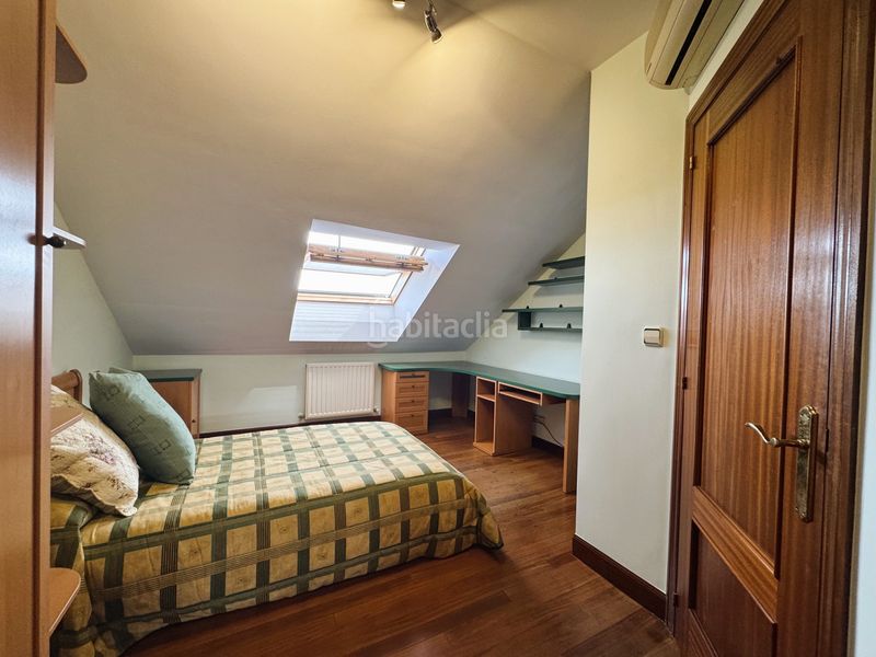 Foto 564c1719-c786-4c17-be45-ca473607f92c. Duplex avec chauffage dans Kabiezes Santurtzi