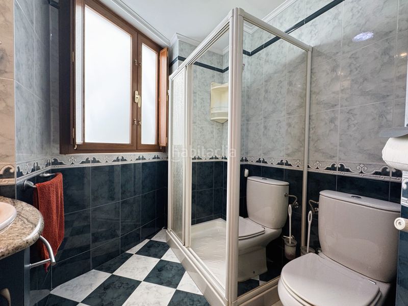 Foto 6eb1dbcc-fa8b-4002-9416-55e580dfab0c. Duplex avec chauffage dans Kabiezes Santurtzi