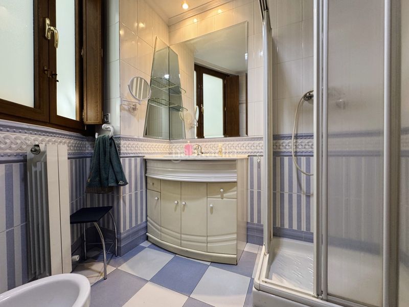 Foto 98e7db0a-4f99-4af5-9f15-62e120cd5060. Duplex avec chauffage dans Kabiezes Santurtzi