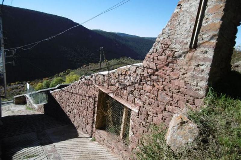 Foto 34886fdb-4c8f-4b69-9534-632ade2c0a21. Terreno residencial en Soriguera