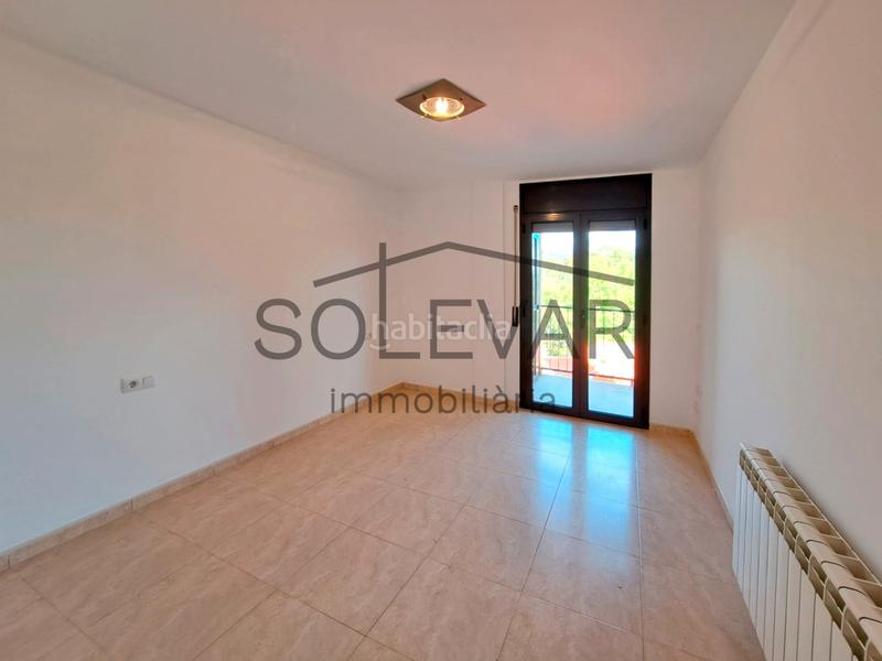 Foto b27092d3-e3e9-4299-9437-0c11831506e5. Pis amb calefacció aparcament a Tremp