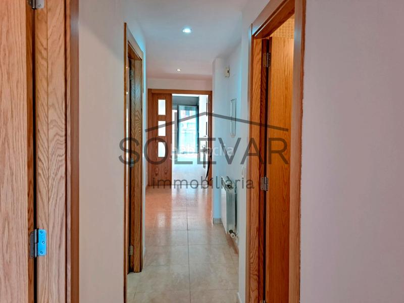 Foto c33bfac7-b86f-4f98-95c1-a1d538322d7a. Pis amb calefacció aparcament a Tremp