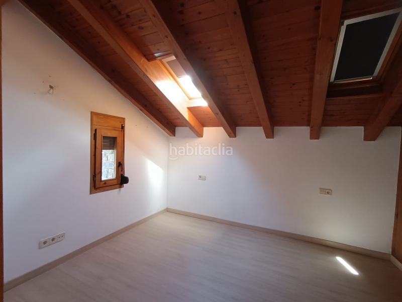Foto 6669f8e9-d58c-4fd9-a59a-9fc438370f83. Apartament a Sort