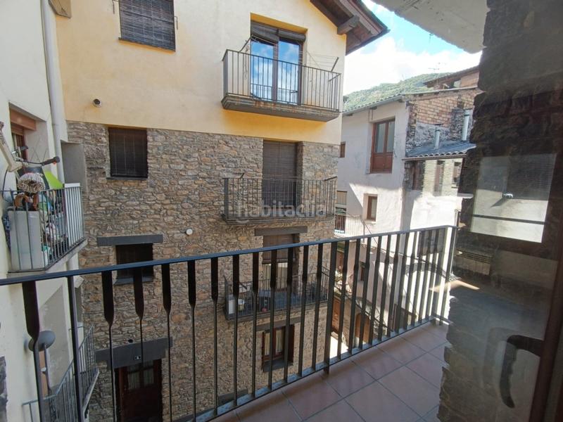 Foto 7816b476-81ab-4dff-9331-c83e4e903b4d. Apartament a Sort