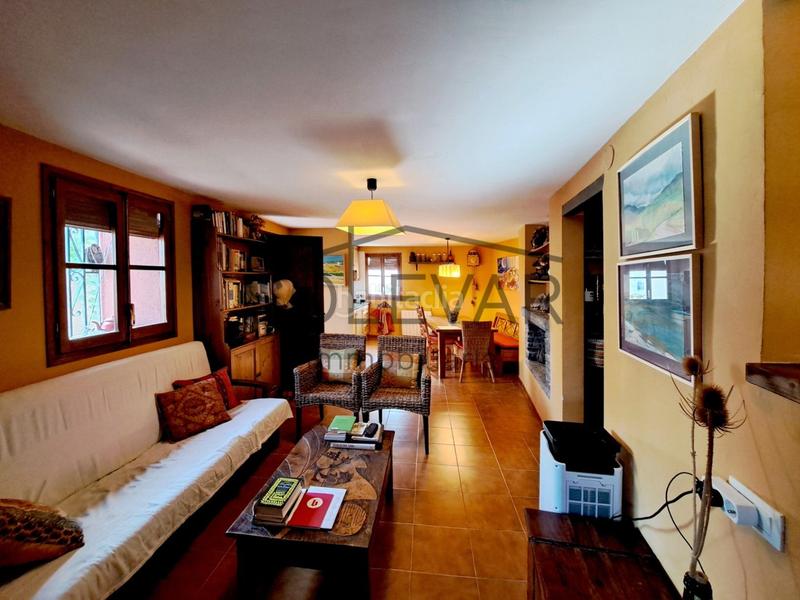 Foto eec60792-9160-460c-b0e6-5bb72e977915. Casa en Tremp