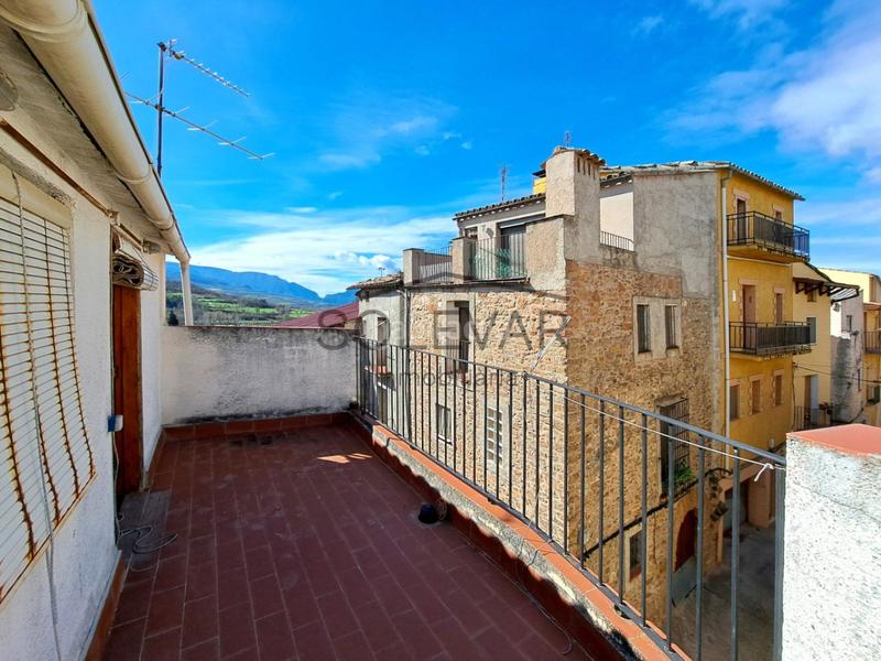 Casa  Nou. Casa en venta en vilamitjana.