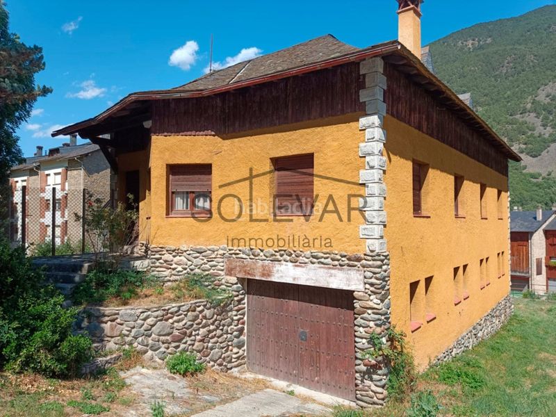 Foto 13098eae-3bc5-4532-bf1f-cea20d84d9f4. Casa amb aparcament a Vall de Cardós