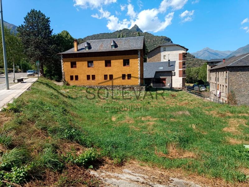 Foto dae11bc0-f6fc-49b3-a310-801080b1589e. Casa amb aparcament a Vall de Cardós