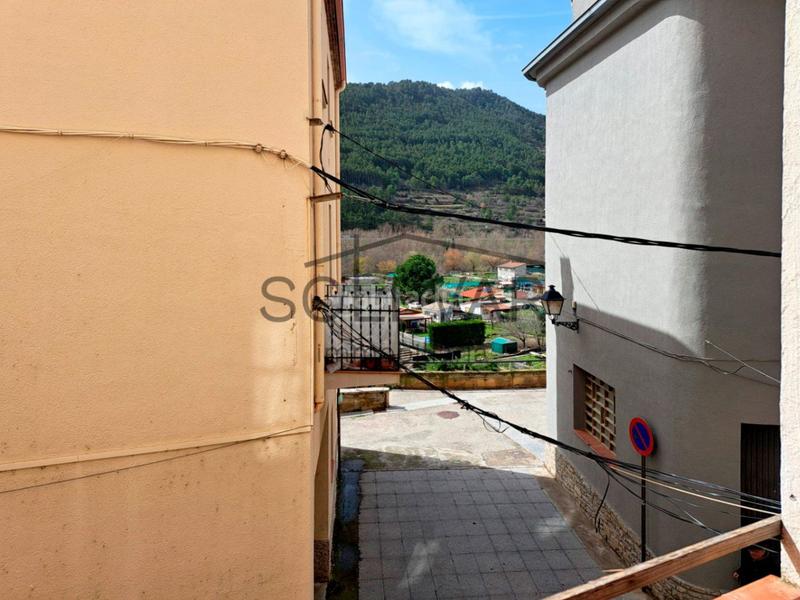 Foto 587b010e-51a0-4321-b7a4-dfe776888742. Piso en Pobla de Segur (La)