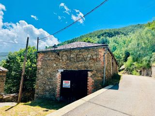 House  Unica-montenartro. Gran casapajar a refomrar en montenartró