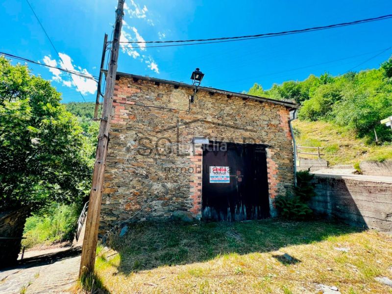 Foto af273c17-87ff-4903-aa8e-fa7f4c612fe3. Casa a Llavorsí