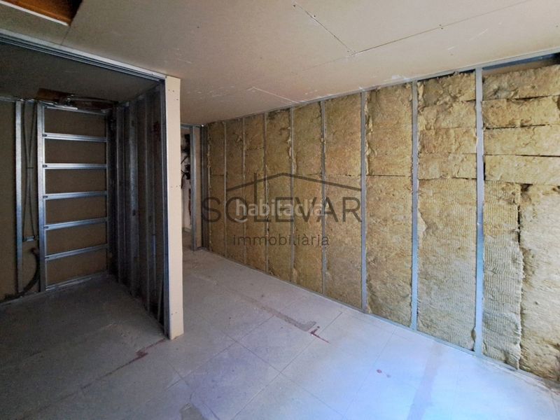 Foto 19fd7125-5541-403f-83eb-b90f26721c2a. Local comercial a Pobla de Segur (La)