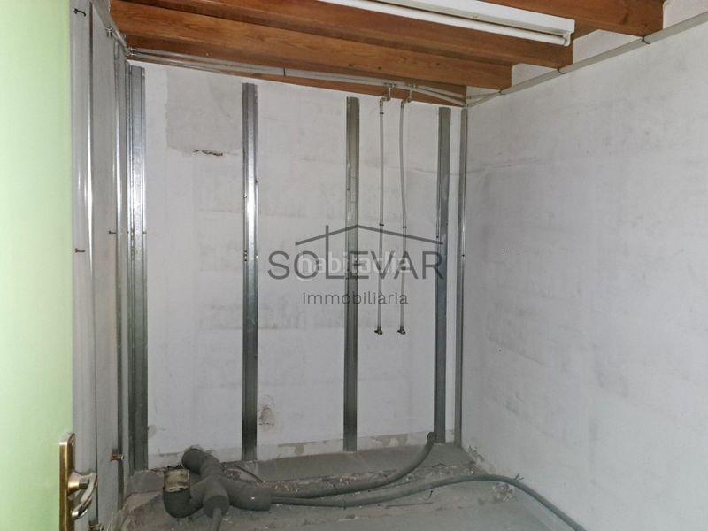 Foto 29a5c754-2799-4c6f-bdc3-372c217e77e4. Local comercial a Pobla de Segur (La)