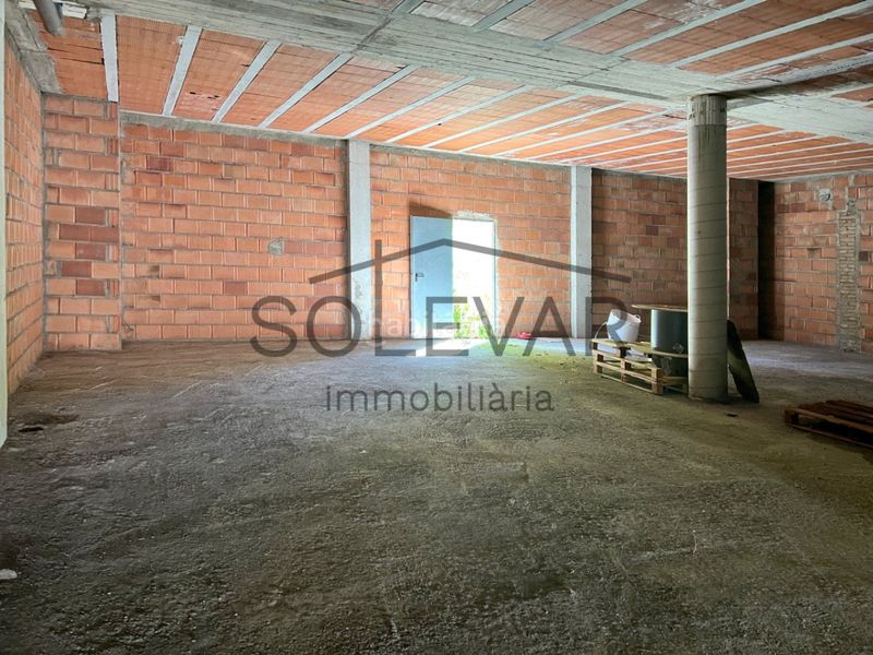 Foto 239b3ef8-ce6b-4032-b972-e0ec7e3811ae. Local comercial a Tremp
