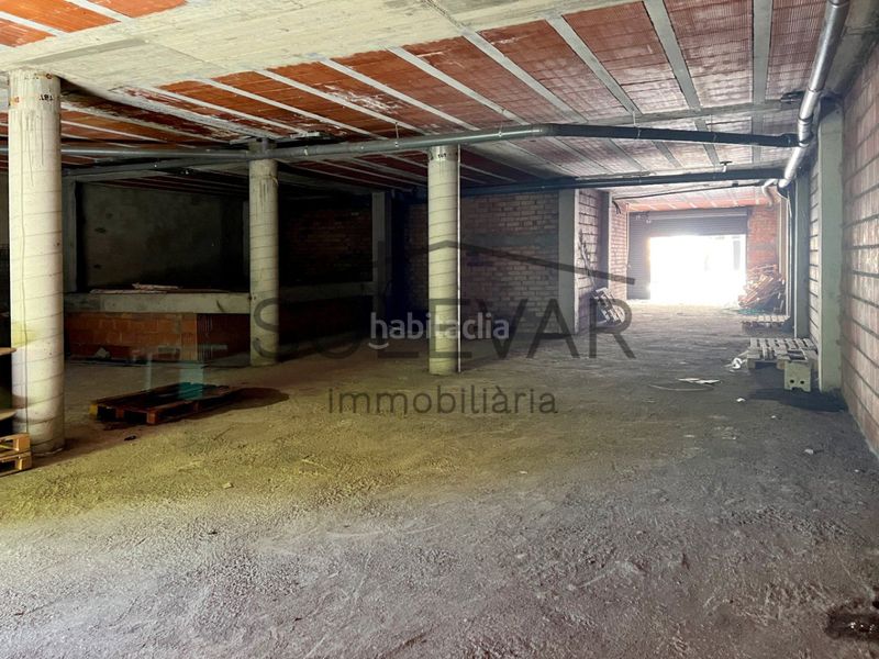 Foto 6478f826-976d-4a43-8c55-de029a8f53bd. Local comercial a Tremp