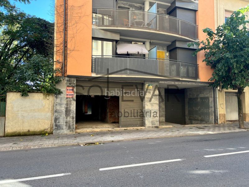 Foto 7c58b5d5-ae5e-4283-83a6-556515ee75ae. Local comercial a Tremp