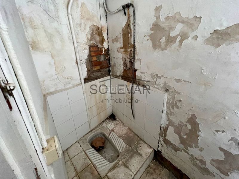 Foto 1be4da16-3e72-442b-b5e4-d934ef11544f. Local comercial a Pobla de Segur (La)
