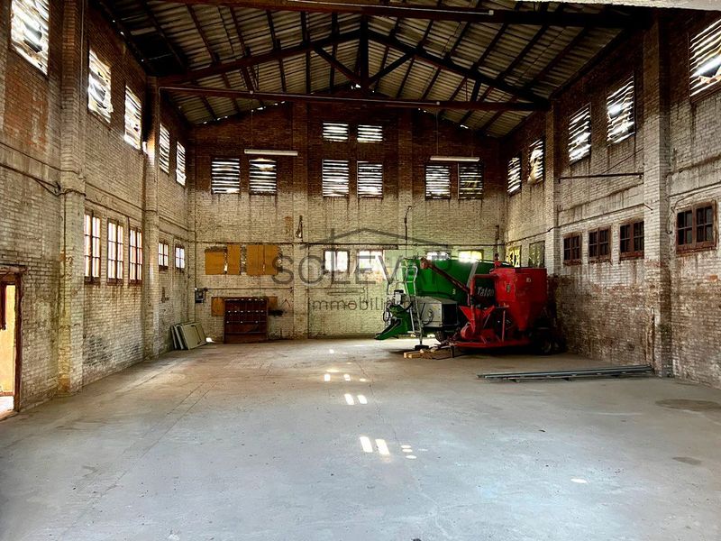 Foto 4e888eba-1438-43a2-8f06-8fe400fdfcf5. Local comercial a Pobla de Segur (La)