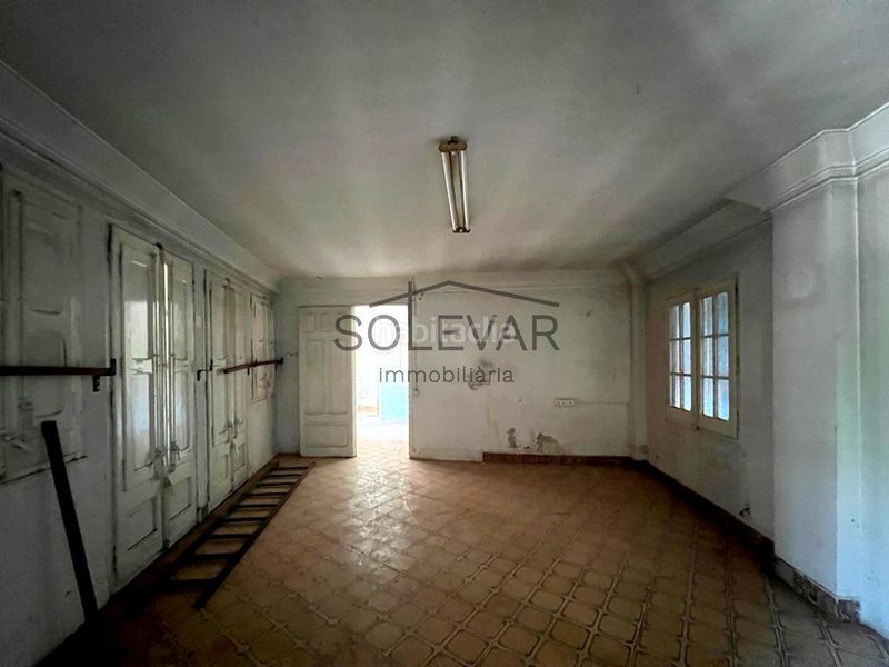 Foto 76db656c-d208-46da-bd46-3a4eb4e993d0. Local comercial a Pobla de Segur (La)