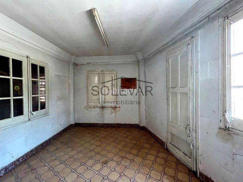 Foto 906a0285-0eca-4b8d-a865-c44bcf62e92d. Local comercial a Pobla de Segur (La)