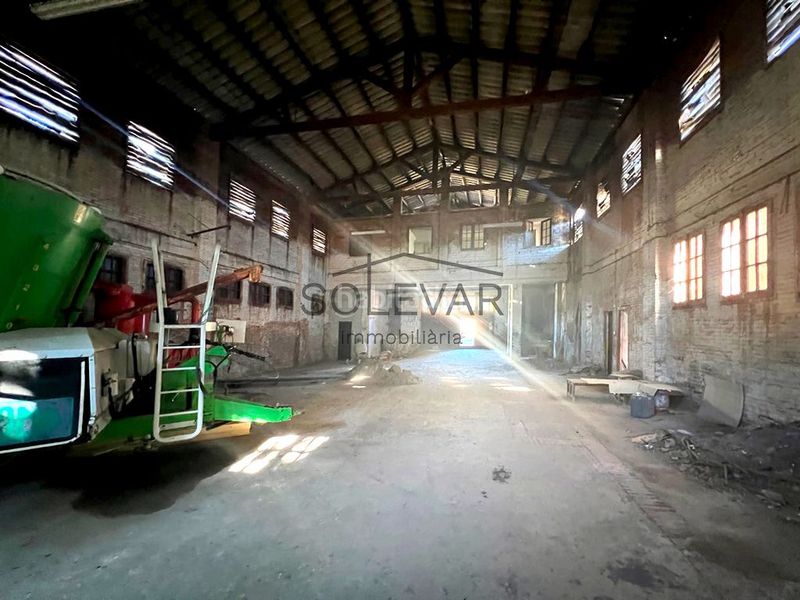 Foto d439151b-f2db-4c5e-94f7-c2f9a75bd50e. Local comercial a Pobla de Segur (La)