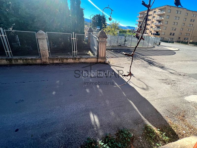 Foto eb6efa23-3207-45e9-9a15-143d760ed9ba. Local comercial a Pobla de Segur (La)