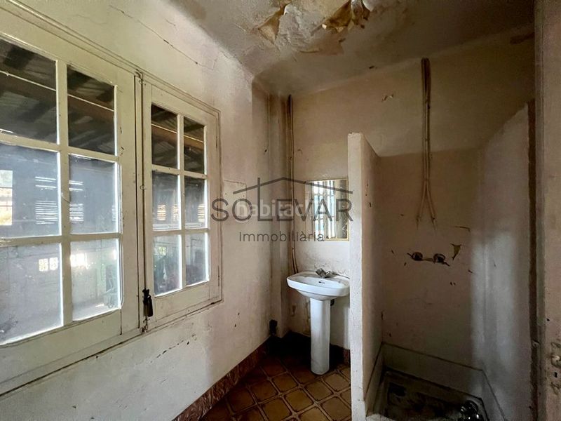 Foto f49084fd-be73-451d-849a-8824d2c7985d. Local comercial a Pobla de Segur (La)