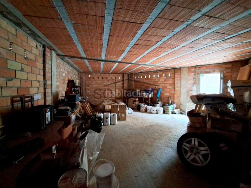Foto 23cd6628-54da-4ea3-a4d5-b6a97641f65b. Local comercial a Tremp