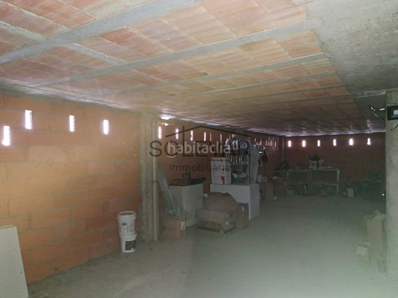 Foto 5ce65a9d-7a58-487d-a28e-6d6663971df2. Local comercial a Tremp