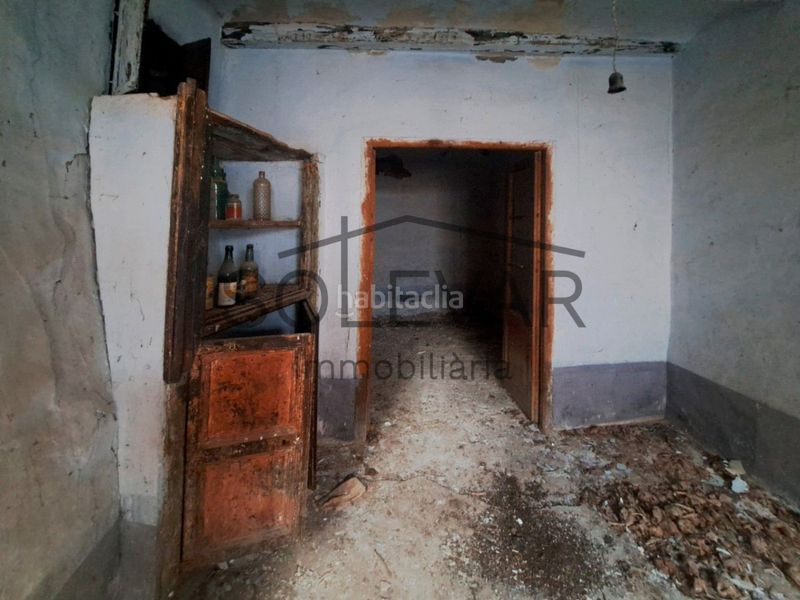 Foto f4534c55-f9ed-46b8-b079-4cc285513079. Casa a Torre de Cabdella (La)
