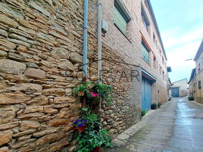 Foto f72f7b40-3dc9-43fa-be79-1034c8a43960. Casa a Salàs de Pallars