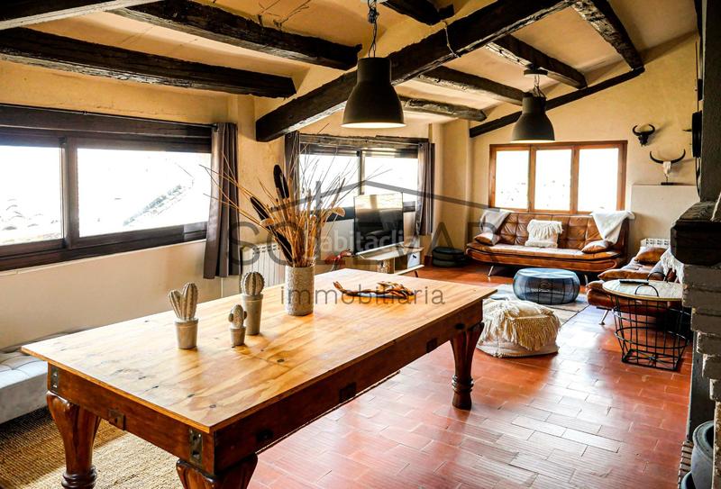 Foto e9cf3610-9883-4e8c-b867-0b3fd057fb06. Casa  unifamiliar con encanto y autosuficiente en Talarn