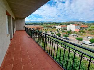 Duplex  Avenida avinguda bisbe iglesias, 20. Dúplex con buenas vistas para reformar en tremp