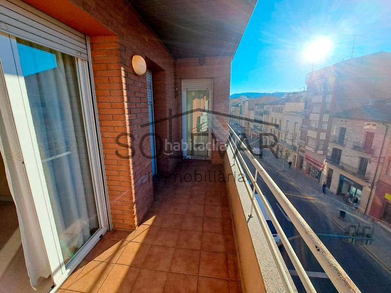 Foto b08f8206-adae-4fff-b205-4f1c9a802865. Piso  céntrico y luminoso en la avenida españa en Tremp