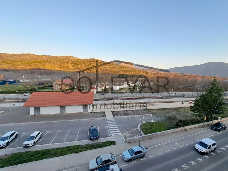 Foto 4d6df534-77ad-4401-a572-82bb5cc7817c. Pis a Pobla de Segur (La)