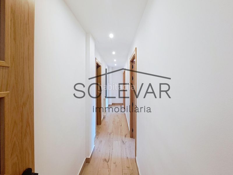 Foto 64f9ed49-1e8a-4733-89ad-fb25eb4c9e94. Pis amb calefacció aparcament a Tremp