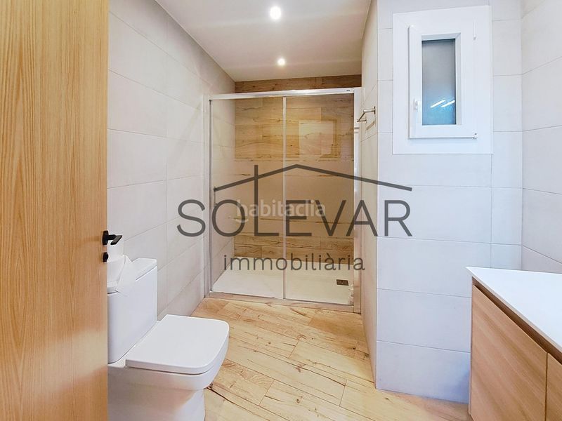 Foto 7190d605-dbed-4471-9a9c-62a50530645d. Pis amb calefacció aparcament a Tremp