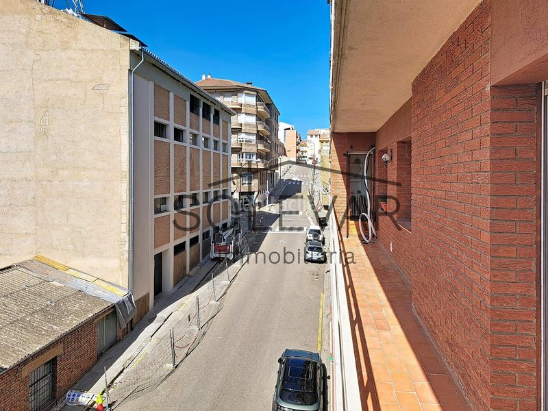 Foto 9c780652-d316-430a-9b8a-01028e86c975. Pis amb calefacció aparcament a Tremp