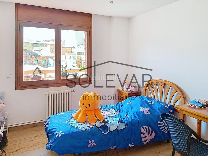 Foto cf7420f7-8b8e-4caf-a43b-cba9ad991727. Pis amb calefacció aparcament a Tremp