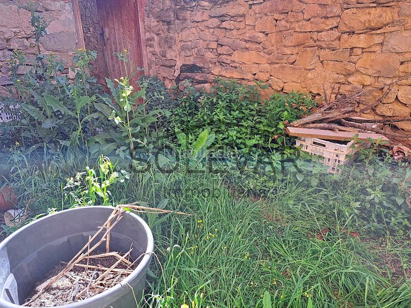 Foto a770eaaa-bcd2-486b-ad04-b4edce80a0c5. Casa amb calefacció aparcament a Llimiana