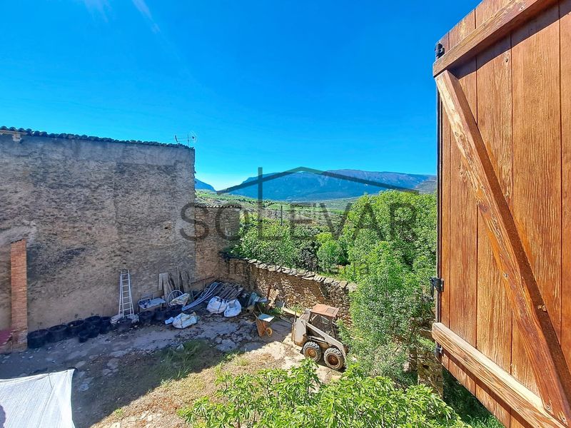 Foto d07d70d6-d230-4600-b739-456babd5920e. Casa amb calefacció aparcament a Llimiana