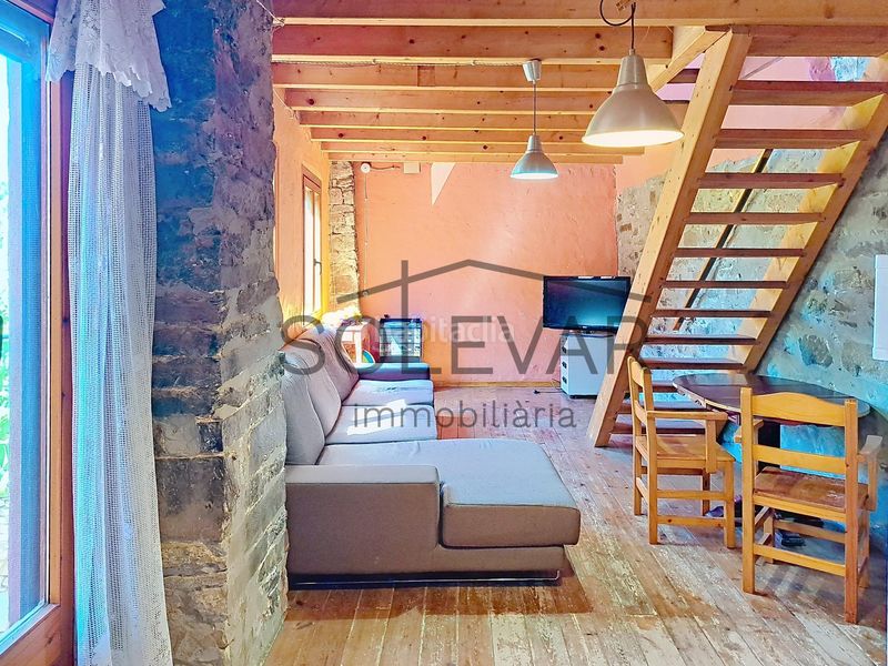 Foto e0bafee7-2966-4f7f-bbe5-56c8d5b7d4f9. Casa amb calefacció aparcament a Llimiana