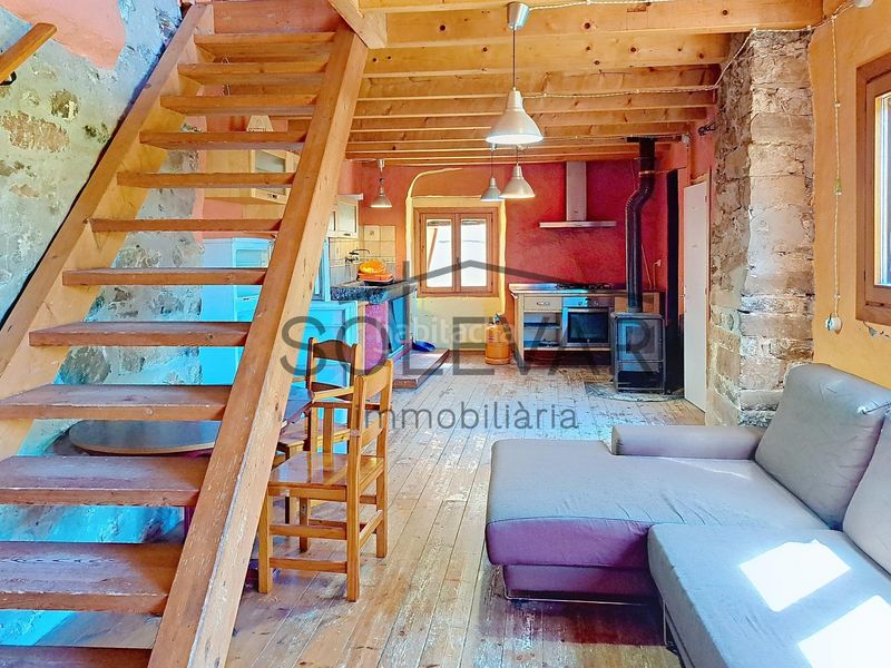 Foto f3307879-07c6-4d33-8a75-332246cba84e. Casa amb calefacció aparcament a Llimiana
