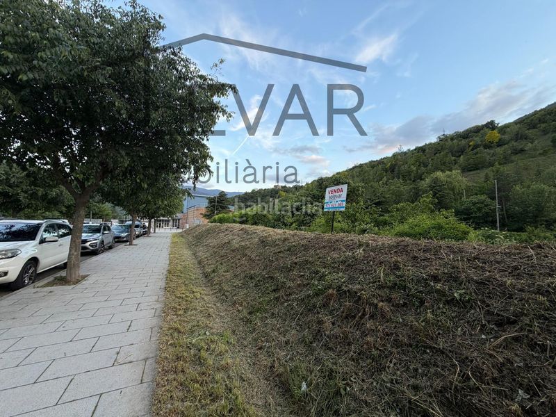 Foto a53f60b2-d462-4109-8164-3e9d029b0c7e. Terreny residencial a Sort