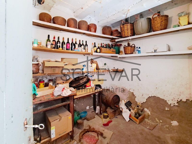 Foto f42693ec-b7aa-491e-a0ad-e2f03a082a28. Casa adossada a Tremp