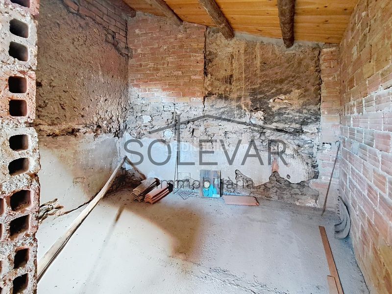 Foto 3044a8f0-a94e-4639-b112-7014a10304b0. Casa amb calefacció aparcament a Talarn