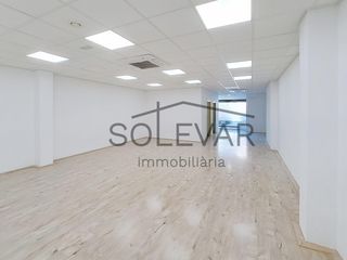 Miete Geschäftsraum  Passeig passeig pompeu fabra. Local comercial en venta o alquiler en tremp