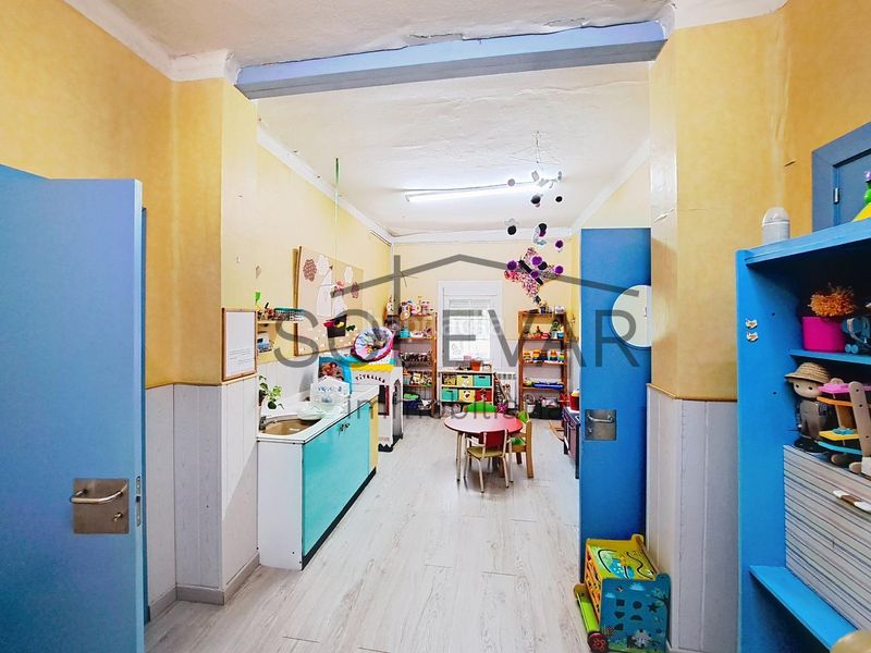 Foto 05fb677e-b663-4659-887a-255bf99ade95. Casa amb calefacció aparcament a Tremp